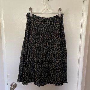 Banana Republic Green Leopard Print Pleated Skirt Size 4